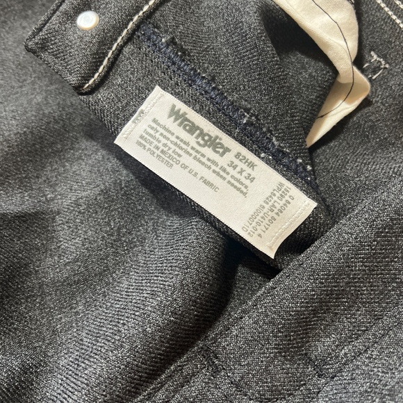 Men’s wrangler dress pants - Picture 2 of 3